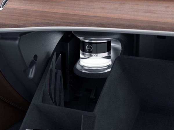 Mercedes-Benz air balance