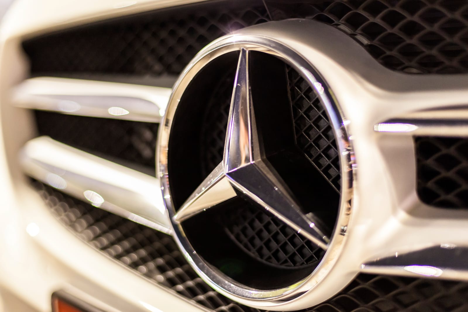 Jak działa napęd 4MATIC w Mercedesach?
