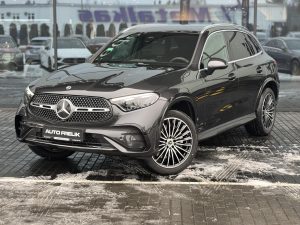 GLC 300e 4matic, Linia AMG Advanced Plus, Digital Light, Hak