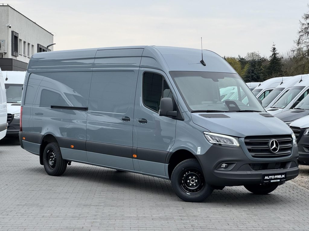 Sprinter Furgon 317 (170 KM) długi L3H2 4235mm Facelift PRO LED