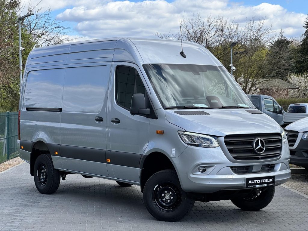 Sprinter Furgon 319 (190 KM) 4x4 średni L2H2 3665mm PRO automat LED