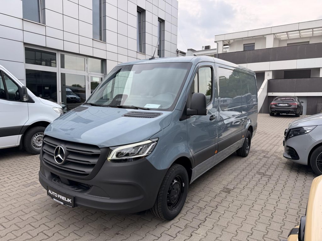 Sprinter Furgon 315 (150 KM) średni L2H1 3665mm PRO automat LED