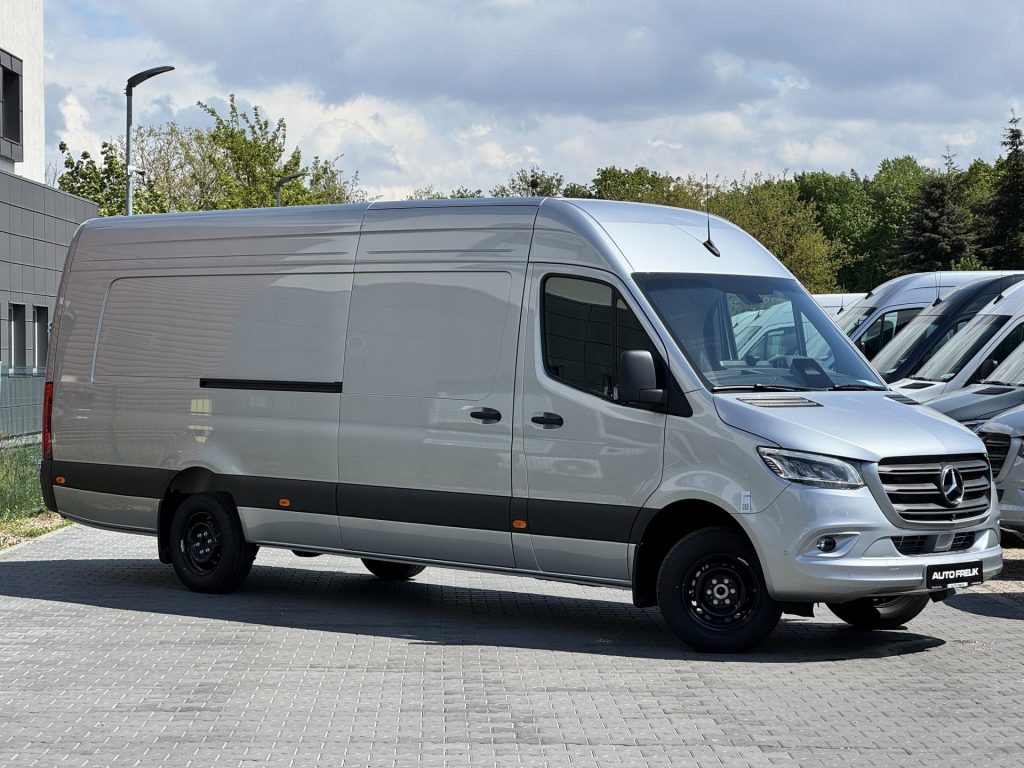 Sprinter Furgon 319 (170 KM) ekstradługi L4H2 4325mm+ PRO automat LED